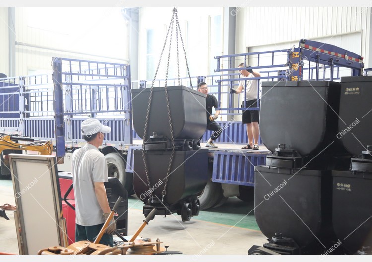 China Coal Group Un lote de automóviles de minería se exporta al extranjero a través de Guangxi