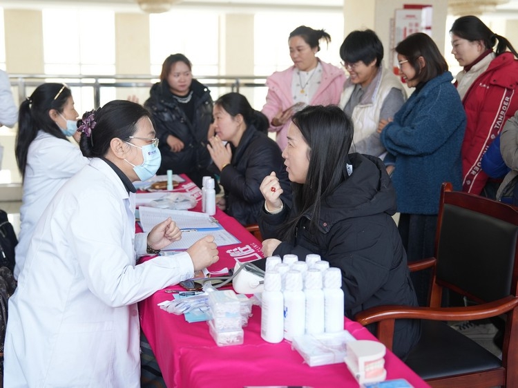 China Coal Group Carries Out 'Warmth on March 8 Volunteer Clinic to Protect Health' Oral Health Care Activity for Female Workers