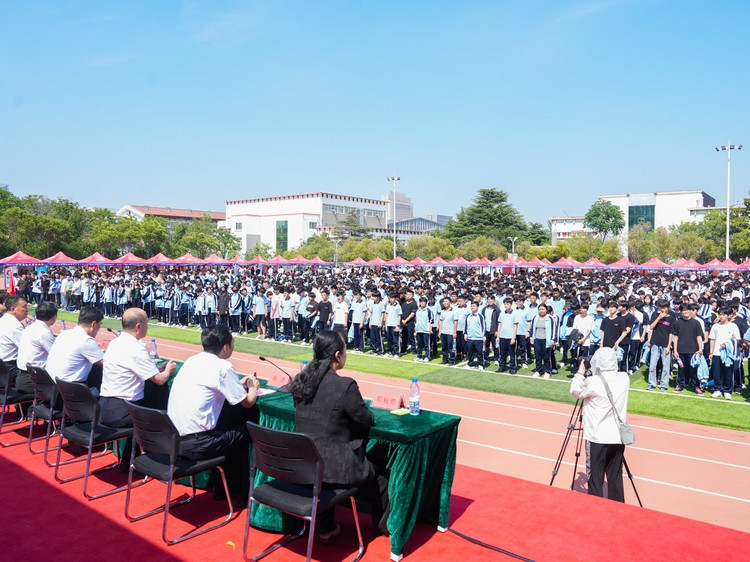 China Coal Group convidado para a Feira Conjunta de Recrutamento de Talentos e Veteranos de Jining